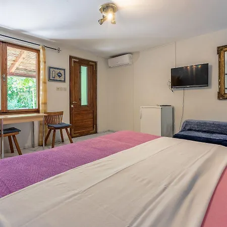 아파트 Einzigartiges Nur 20 Meter Zum Mit Privater Terrasse, Grill - Hundefreundlich