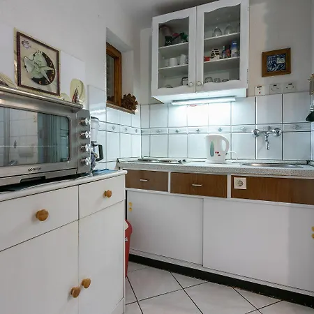 아파트 Einzigartiges Nur 20 Meter Zum Mit Privater Terrasse, Grill - Hundefreundlich *