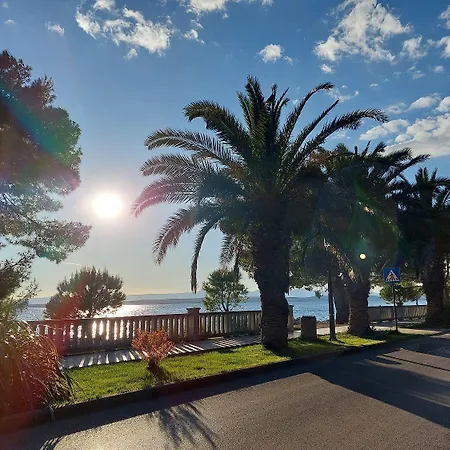 아파트 Einzigartiges Nur 20 Meter Zum Mit Privater Terrasse, Grill - Hundefreundlich