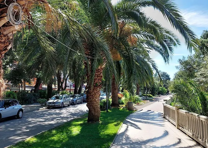 Einzigartiges Nur 20 Meter Zum Mit Privater Terrasse, Grill - Hundefreundlich Lägenhet